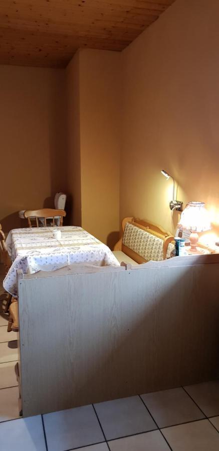 Ferienwohnung Weingut Leis エーストリッヒ・ヴィンケル エクステリア 写真